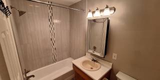 2640 W 3800 S (Valley Fair 16 Plex) Gallery 31