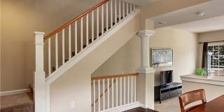 Bellevue Townhouse!!! Gallery 6
