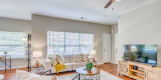 Vintage Retreat Apartments Gallery 2