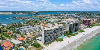 15462 GULF Boulevard Gallery 40