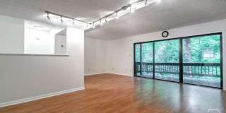 108 Fernbanks Court Gallery 7