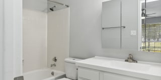Remington Place Apartment Homes Gallery 3