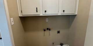 3 bed, 1 1/2 bath, 1 car garage Gallery 33