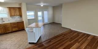 704 Torrey Pines Avenue Gallery 4