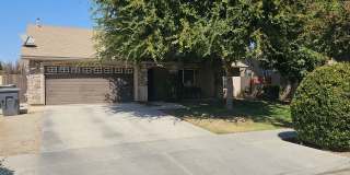 Beautifully Updated 4-Bedroom Home in Wasco Gallery 1