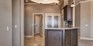 Beautiful Foster Signature Home in Great Location! Gallery 7