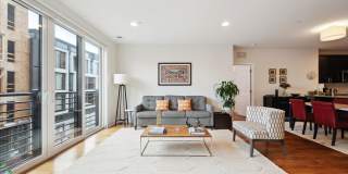 Two Bed Graduate Hospital Condo Gallery 1