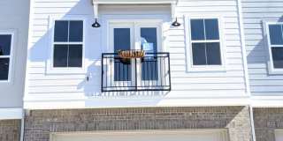 Luxury Town Home - Williamson County - End Unit Gallery 3