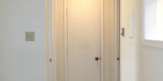 1 Bedroom, 1 Bath with Carport - Raintree Manor Condo Gallery 15