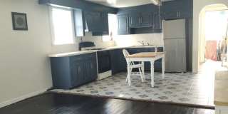 30 Hawkins Street Gallery 1