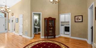 200 Aurora Way Gallery 13