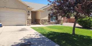 Pet Friendly Southern View Townhome Gallery 1
