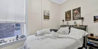 2522 North Burling Street Gallery 11