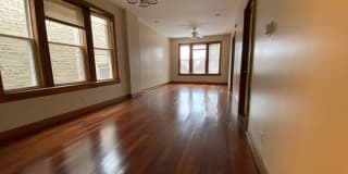 5619 S. WOOD 2 Gallery 1