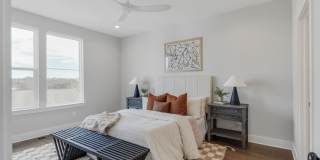 Welcome to The Becanni! Gallery 27