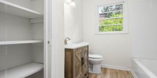 Beautifully Renovated 3-Bedroom Home with Garage & Spacious Yard in Mobile Gallery 15
