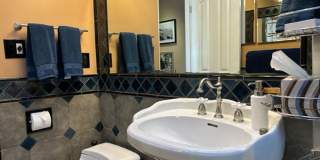 2 Bedroom + 1 Bathroom Bungalow | Sunsets and Sand | Hollywood Beach | FURNISHED 2 Bedroom + 1 Bathroom Bungalow | Sunsets and Sand | Hollywood Beach | FURNISHED Gallery 16