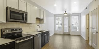 The Devon at University Place Gallery 25