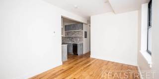 1526 Park Place Gallery 9