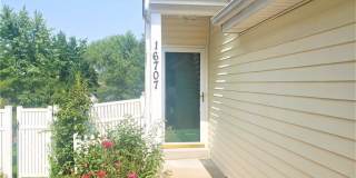 16707 Hickory Meadows Court Gallery 2