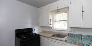 821 South Travis Street - 2 Gallery 13