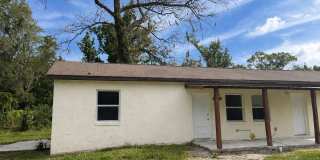 Spacious 1BR/1BA Duplex ! Gallery 1