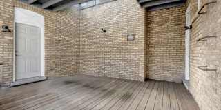 1156 West Cornelia Avenue Gallery 13