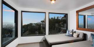 1733 Sunset Plaza Dr Gallery 11