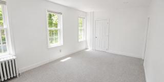 219 WOOD Street Gallery 7