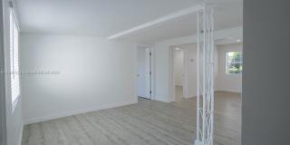 7871 Hope Street Gallery 18