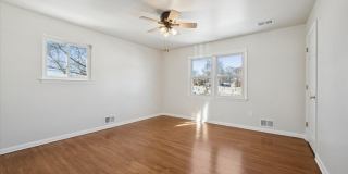 64 Lorraine Ter Gallery 17