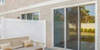 Like new 3/2.5 Townhome Gallery 31