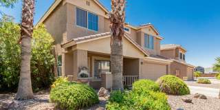 Charming 3 bed, 2.5 bath in El Mirage! W/POOL!! Gallery 3