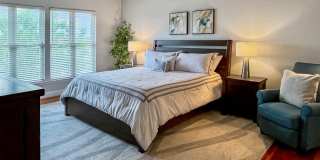 1601 LADUE Court Gallery 17