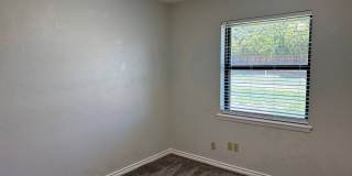 4 Bed, 2 Bath Home on Cul-de-sac Gallery 13