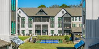 Portier at Midtown Gallery 45