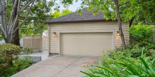 Elegant Los Altos Townhouse Near Redwood Grove & Shoup Park Gallery 1