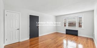 2737 West Berwyn Gallery 9