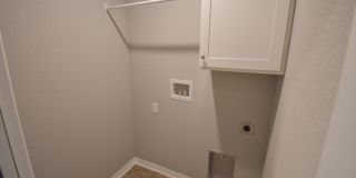 2 Bed 2 Bathroom Home!! Gallery 7