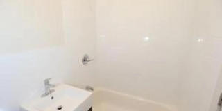 211 Wyckoff Avenue Gallery 2