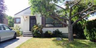 Charming Home in Seattle-Maple Leaf Area! Gallery 1