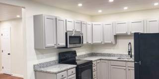 Newly Renovated 3BR/2BA Home in Charlotte – Pet Friendly! Gallery 8