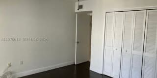 4060 N Hills Dr Gallery 13