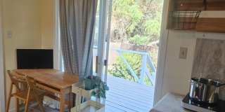 Oceanviews Private 1 bed / 1 bath sep. cottage. "INCL ALL utilities + WIFI internet". Furnished. Gallery 20