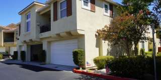 North Oaks Community - Spacious 3 Bedroom Townhome Gallery 1