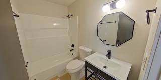 University Manor - Newly Renovated Units just a short walk from Campus! Gallery 25