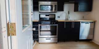 Available AUGUST 2026 - Updated 2 Bedroom Home in Mt. Washington! Gallery 14