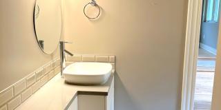 Beautiful 4- Bedroom North End Home Gallery 13
