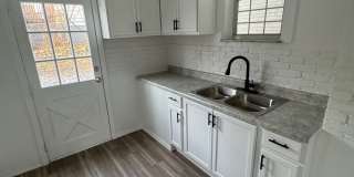 1355 Drey Street Gallery 1