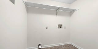 Fully Repainted 2be/1.5ba Duplex With Easy Access To The Highway Gallery 16